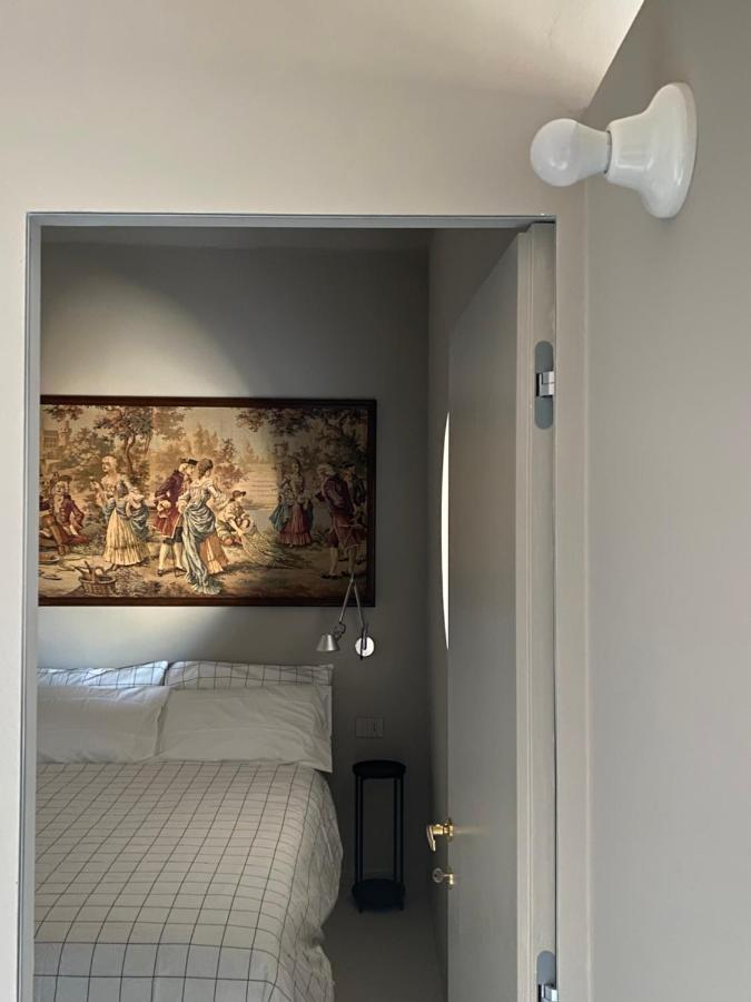 Апартаменты Bilocale Di Design Con Vista In Crocetta Quadronno Милан Экстерьер фото